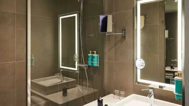 Novotel Edinburgh Centre photo 5