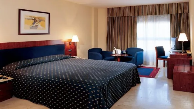 NH Logrono Hotel photo 2
