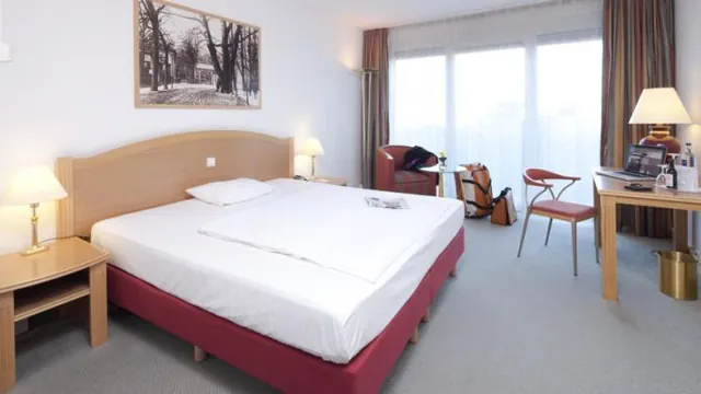 Mercure Berlin Tempelhof Airport photo 1