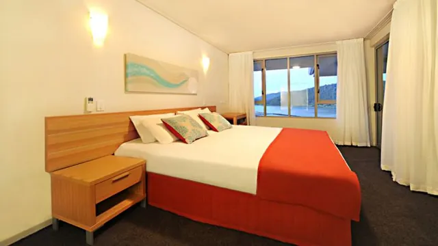 Shingley Beach Resort Airlie Beach photo 4