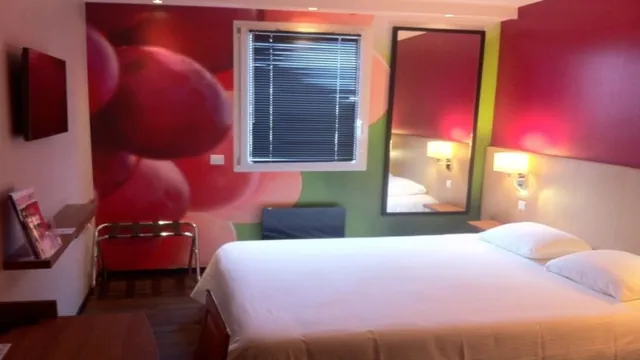 Stars Hotel Reims Tinqueux photo 1