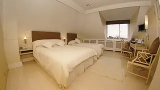 OYO Amsterdam Hotel