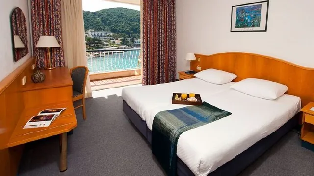 Kompas Hotel Dubrovinik photo 3