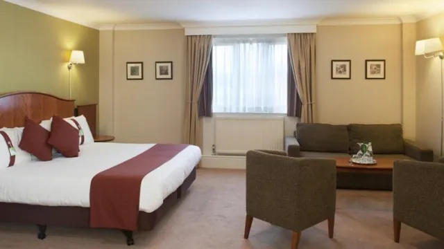 Holiday Inn London - Elstree photo 5