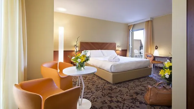 UNA Hotel Mediterraneo Milan photo 2