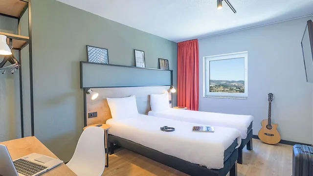 Ibis Braganca photo 2