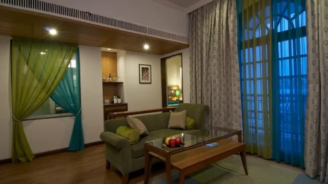 Vivanta By Taj Gomti Nagar Lucknow Hotel photo 2