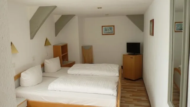 Zur Krone Hotel Hameln photo 1