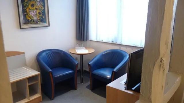Zur Krone Hotel Hameln photo 2
