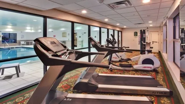 Days Inn Canton Michigan Ave photo 3