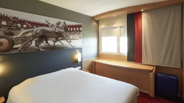 Hotel Maya Alicante photo 4