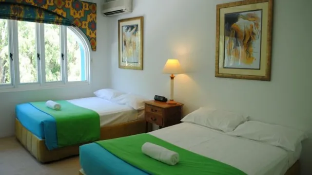Villa Paradiso Beachfront Apartments Palm Cove photo 4