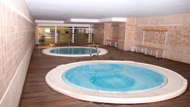 Al Ain Rotana Hotel photo 2