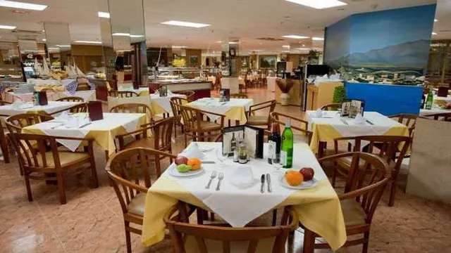 Avenida Hotel Benidorm photo 3