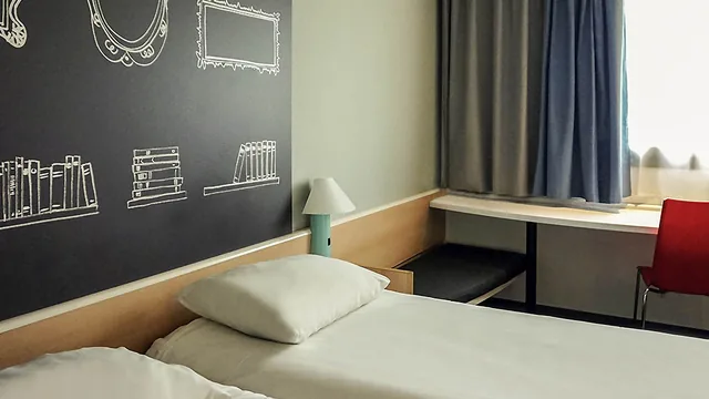 Ibis Szczecin Centrum photo 4