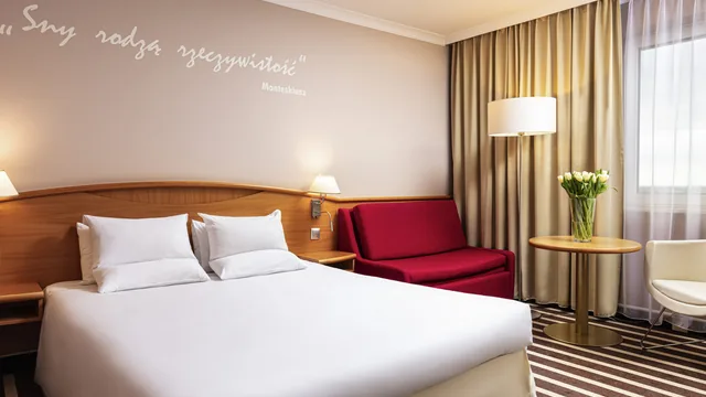 Novotel Poznan Centrum photo 4