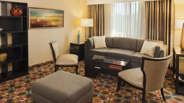 DoubleTree by Hilton Hotel Atlanta North Druid Hills - Emory photo 3