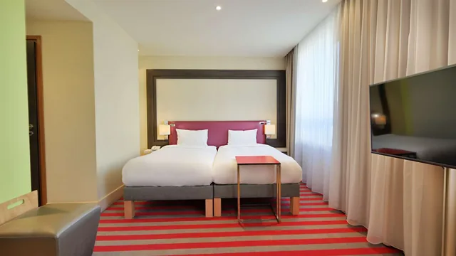 Hotel Mercure Warszawa Grand photo 3