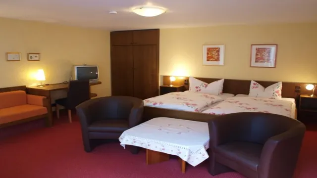 Lindenwirt Hotel Ruedesheim photo 1