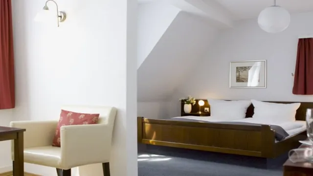 Lindenwirt Hotel Ruedesheim photo 2