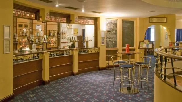 Days Inn by Wyndham Rawlins photo 3