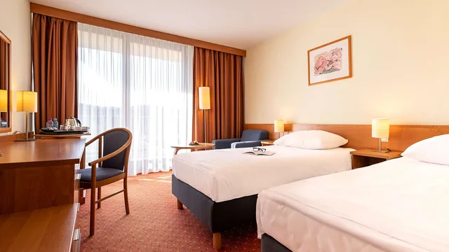 Macdonald New Blossoms Hotel Chester photo 4