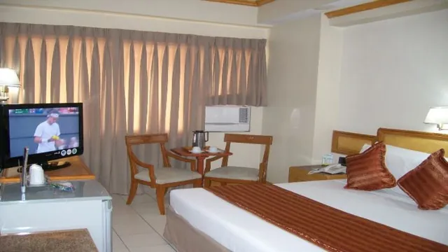 Palm Plaza Hotel Manila photo 1