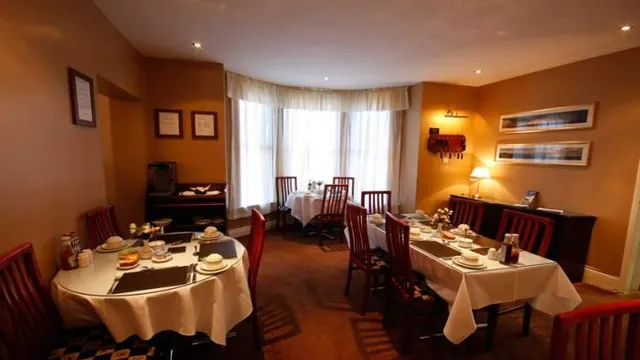 Holiday Inn Newcastle Jesmond photo 2