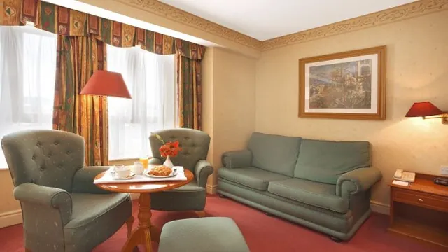 Days Inn by Wyndham Ridgefield photo 1