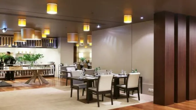 Holiday Inn Porto - Gaia photo 3