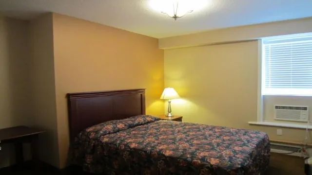 Knights Inn Toronto Scarborough photo 1