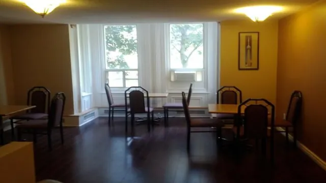 Knights Inn Toronto Scarborough photo 3