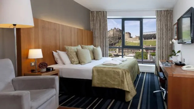 Jurys Inn Edinburgh photo 3