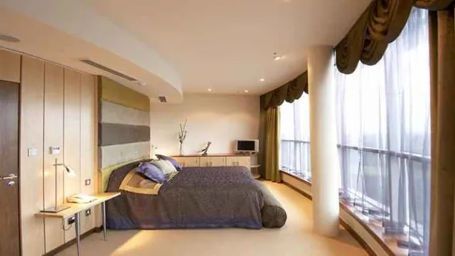 Hilton Cardiff photo 2