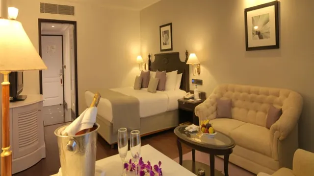Ramada Hotel Bengaluru photo 2