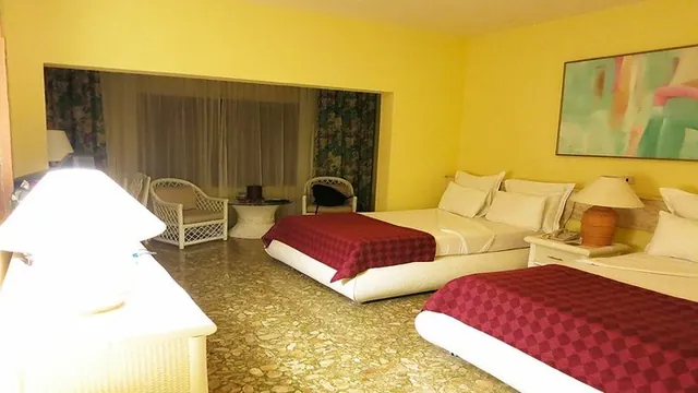 Renaissance Santo Domingo Jaragua Hotel & photo 3