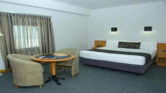 Darwin Central Hotel photo 5
