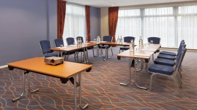 Holiday Inn Express Leicester Walkers Stadium photo 3