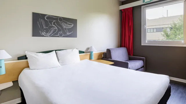 Quality Hotel Mermaid Waters Gold Coast photo 11