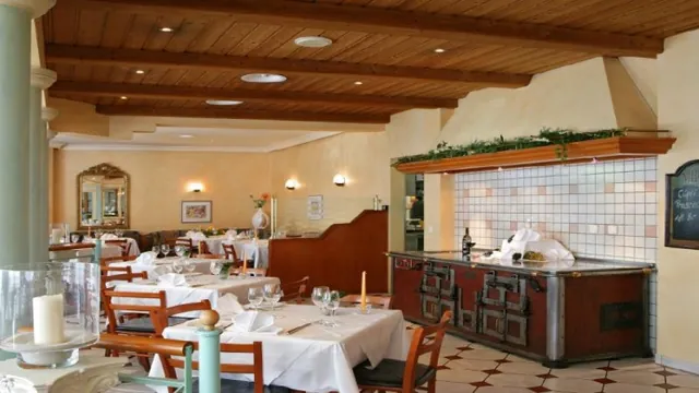 Hotel Fly Away Kloten photo 2
