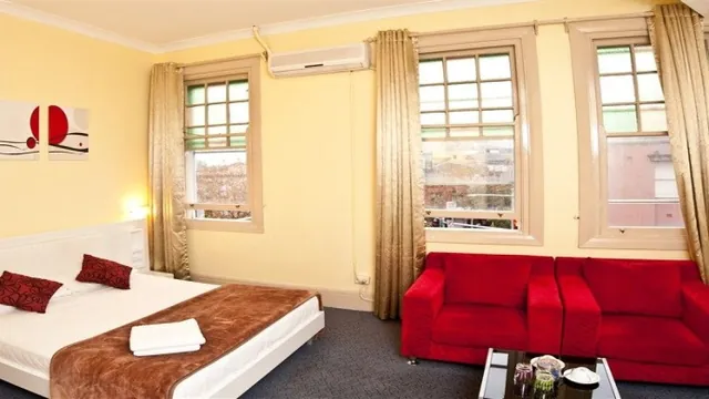 Sydney Wattle Hotel photo 4