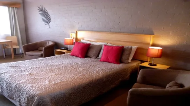 Best Western The Balan Village Motel photo 4