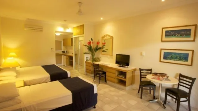 Best Western Lazy Lizard Motor Inn photo 2