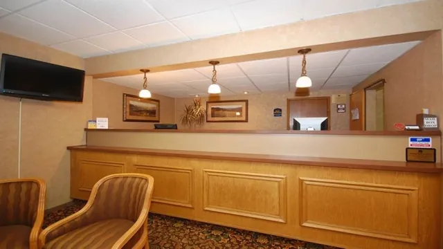 Best Western Lazy Lizard Motor Inn photo 3
