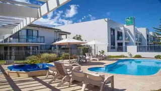 Days Inn & Suites by Wyndham Santa Rosa