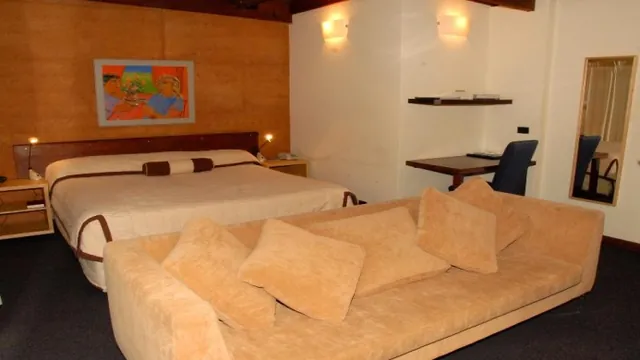Corus Hotel Hyde Park photo 1