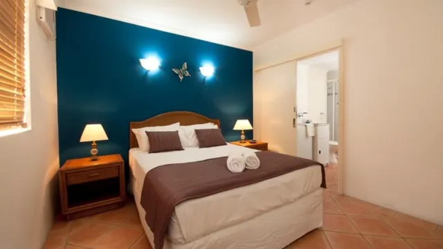 Marlin Waters Beachfront Apartments Palm Cove photo 1