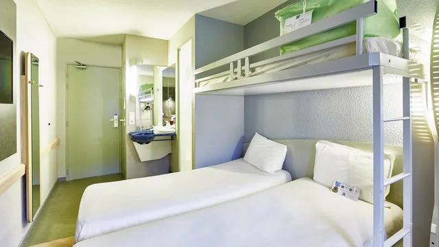 Diplomat Hotel Canberra photo 6