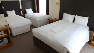 Raven Hotel Hook