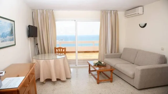 Aparthotel Puerto Azul Marbella photo 2